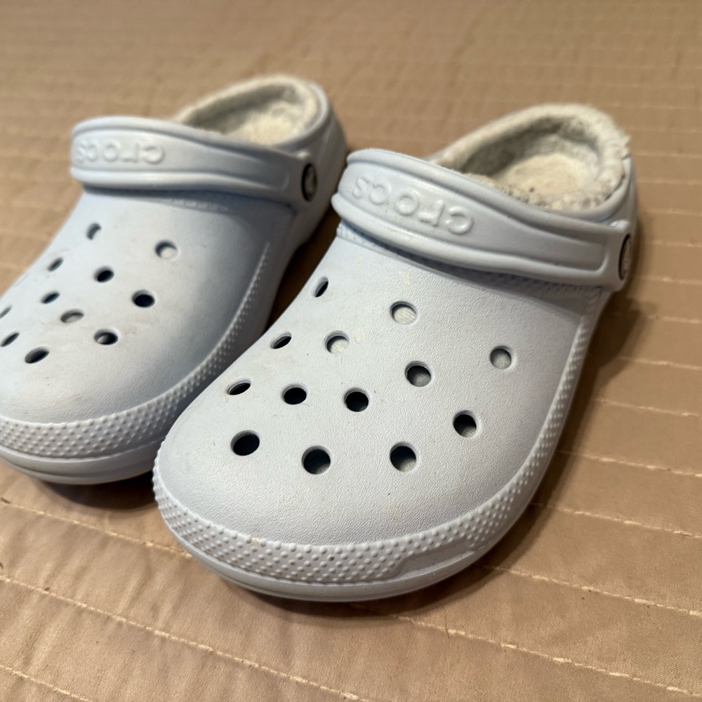 CROCS Sky Blue Fleece-Lined Clogs